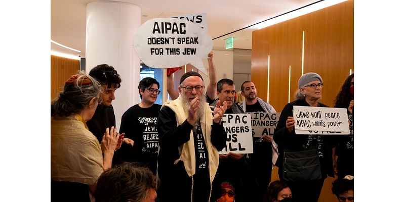 Rabbis Lead Protest at AIPAC Los Angeles Headquarters, Urging Ceasefire in Gaza