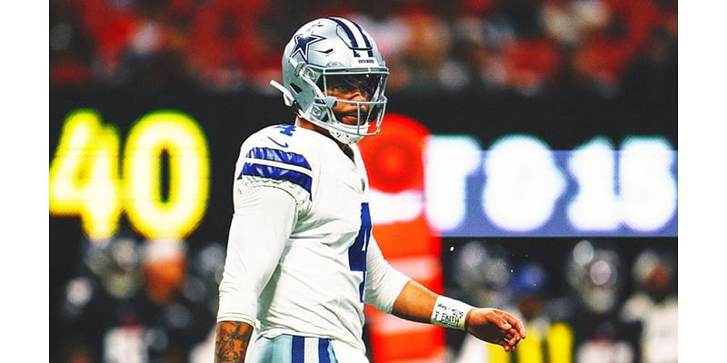 Cowboys QB Dak Prescott reportedly has hamstring tear, surgery an option