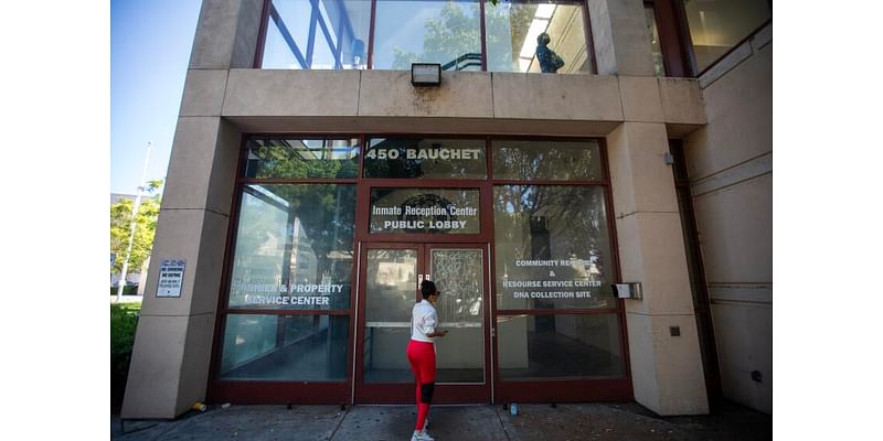 Mystery smell prompts partial evacuation at downtown L.A. jail, 2 employees hospitalized