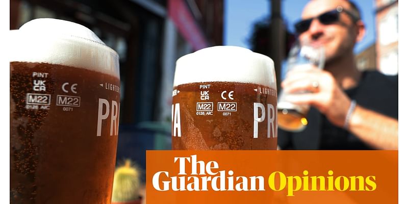 British beer drinkers, face the truth: a pint is too big, a half is too small – all hail the two-thirds measure | Elle Hunt