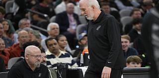 Spurs coach Gregg Popovich chastises home fans for booing Kawhi Leonard and the Clippers