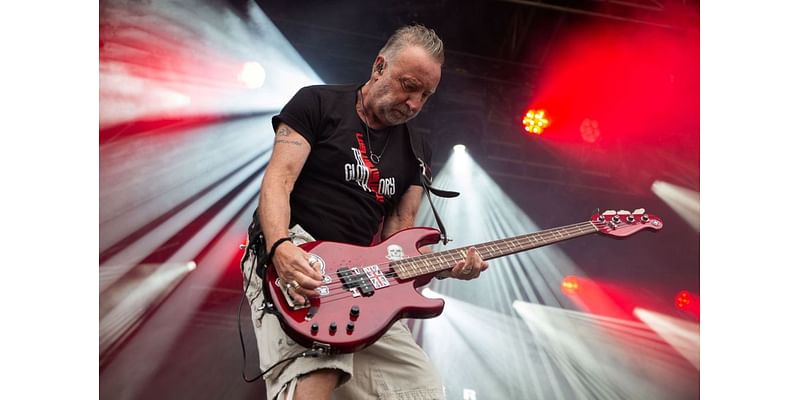 Review: Peter Hook concert tour celebrates Joy Division, New Order