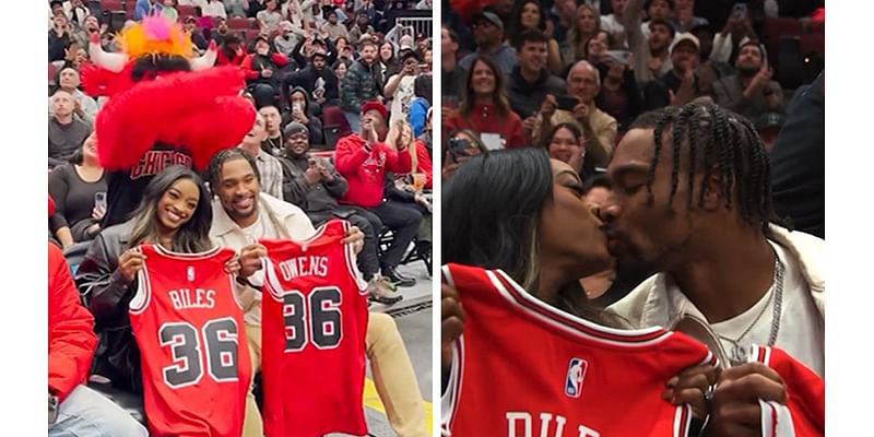 Simone Biles & Jonathan Owens Share Date Night Kiss At Chicago Bulls Game