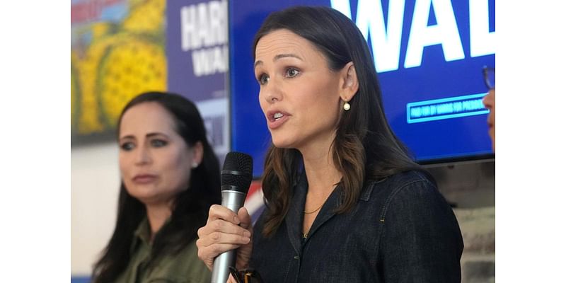 Jennifer Garner campaigns for Harris, reproductive rights at Phoenix events