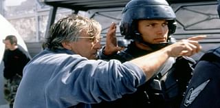 Paul Verhoeven turned conservative Starship Troopers novel into film about “fuckable” exterminators