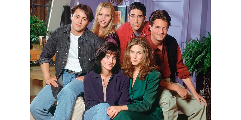 Friends Is 30! 20 Behind-The-Scenes Facts You Didn't Know About Your Favorite Sitcom