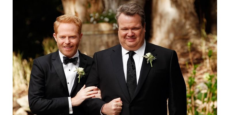 Eric Stonestreet Recalls ABC’s “Hurtful” Rejection Of ‘Modern Family’ Spin-Off About Mitch & Cam