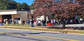 NC polling sites in Charlotte area see long lines as early voting starts for 2024 election