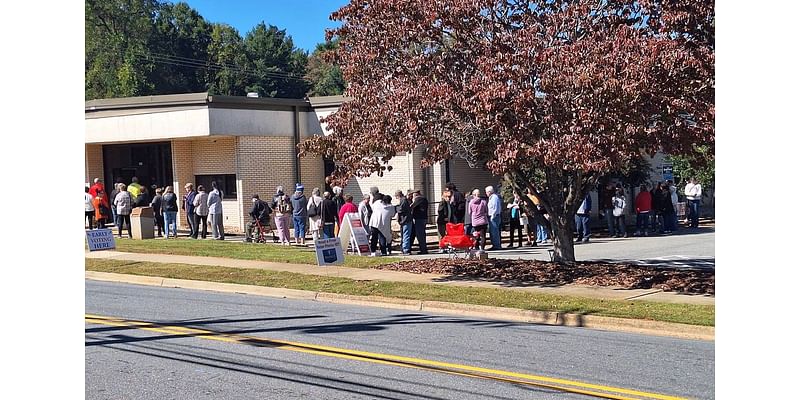 NC polling sites in Charlotte area see long lines as early voting starts for 2024 election