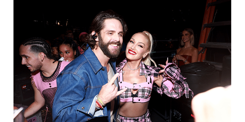 Watch Thomas Rhett's Reaction To Gwen Stefani's Energetic Vegas Performance