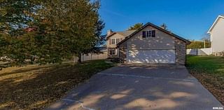 4 Bedroom Home in Le Claire - $324,900