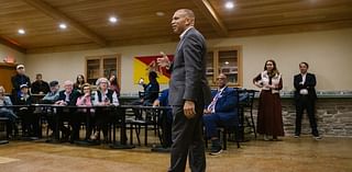 Hakeem Jeffries could be the first Black speaker of the House. First, he needs to win