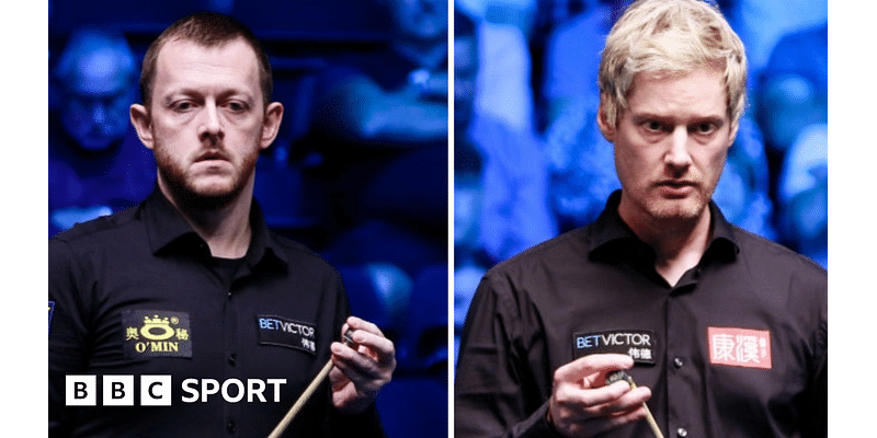 British Open: Allen and Robertson win to progress to third round