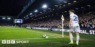 Leeds news: Patrick Bamford explains hand signals on My Mate's A Footballer