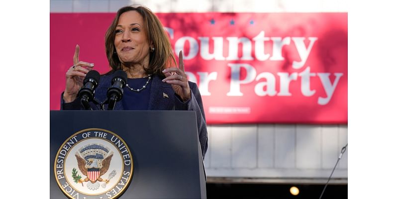 Harris woos Republicans where Washington crossed the Delaware