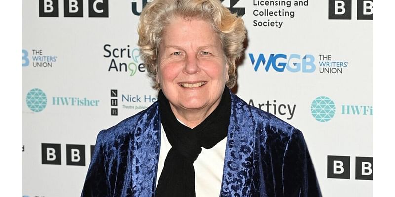 ‘Great British Baking Show’: Sandi Toksvig on Why She Quit Show & Who She’s Not Friends With Anymore