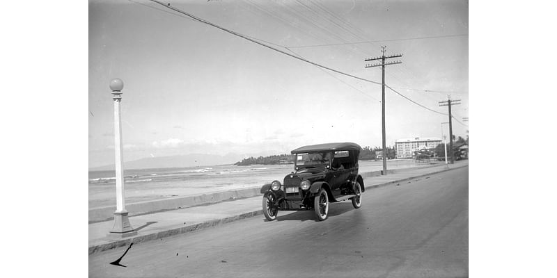 Kalākaua Ave was once named Waikīkī Road