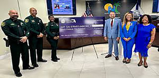 McCormick (D) visits North Lauderdale City Hall, presents a historic Federal Check for $750,000