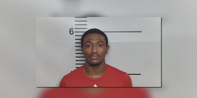 UofL football player arrested on strangulation, domestic violence assault charges