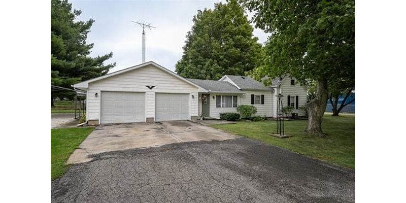 3 Bedroom Home in Leroy - $162,500