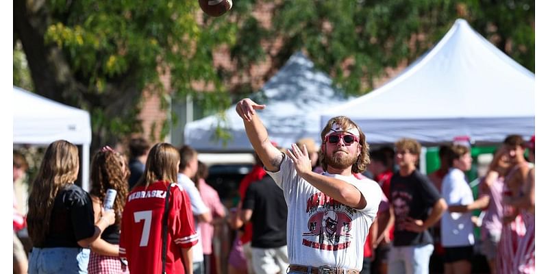 Recap: No. 22 Nebraska falls to No. 24 Illinois in overtime