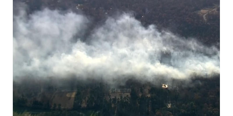 NJ firefighters battle new wildfire in Lakewood