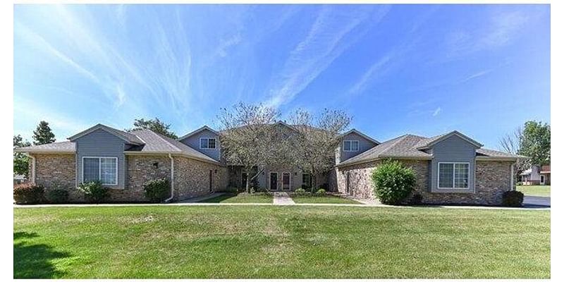 2 Bedroom Home in Oak Creek - $254,900