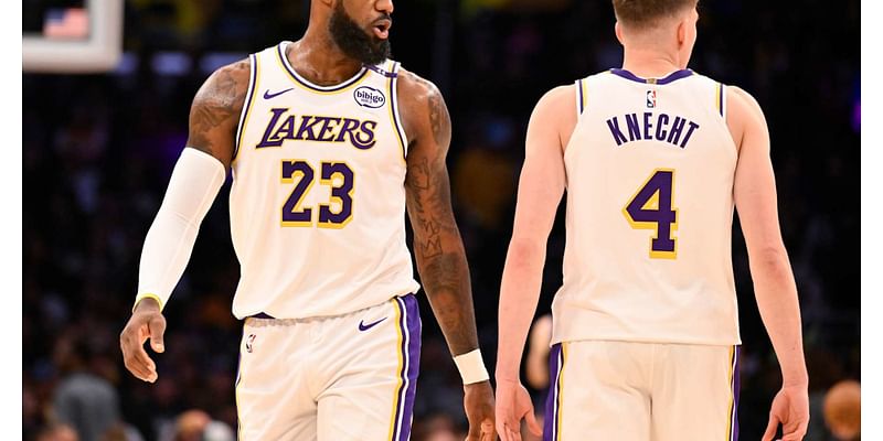 Lakers' Knecht on LeBron James' Clutch Play in Win: 'We Should Get Out of His Way'