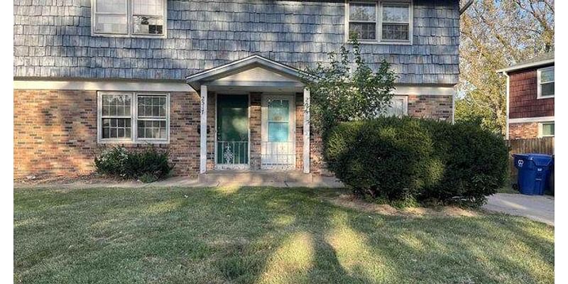 2 Bedroom Home in Bettendorf - $55,000