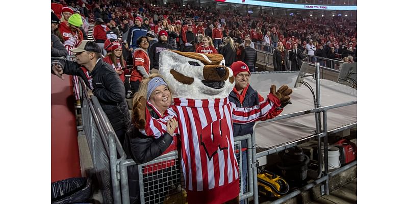 Where to watch Wisconsin vs Northwestern football streaming free today; TV channel, spread, game odds