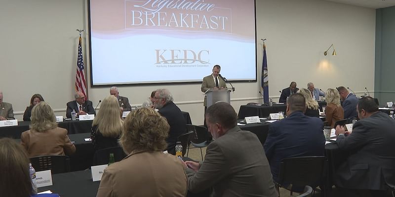 Educators & lawmakers discuss controversial Amendment 2 at annual KEDC breakfast