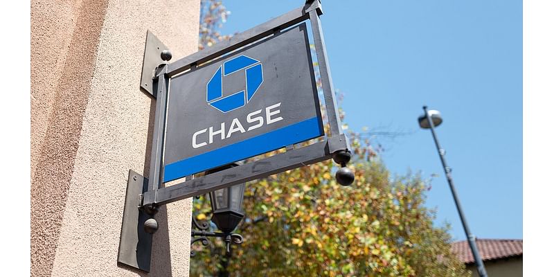 Citibank and Chase among banks that closed 11 branches in just one week