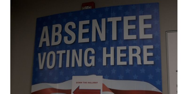 Over 300 voters at first day of absentee voting