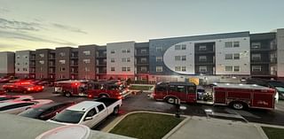 Huntsville Fire & Rescue crews respond to apartment fire