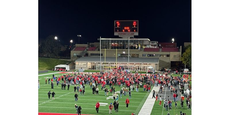 35 Upset Over WSU Saturday Night