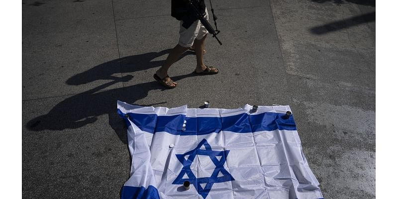 Video shows Israeli soldiers raising a flag over a Gaza school building, not a hospital