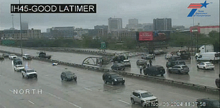 Sign falls on I-45 in Dallas, shutting down northbound lanes for several hours