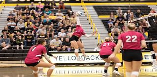 Yellowjackets report: UWS stacks volleyball sweeps