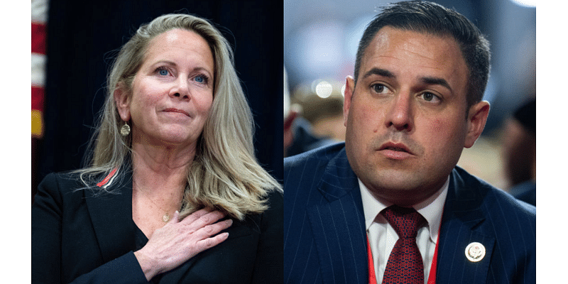 Anthony D’Esposito vs Laura Gillen: Will Republicans keep Long Island's NY-4?