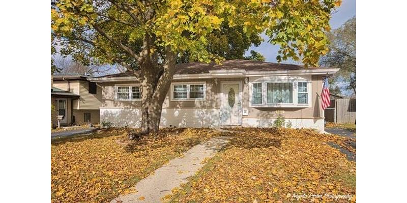 3 Bedroom Home in Waukegan - $259,900