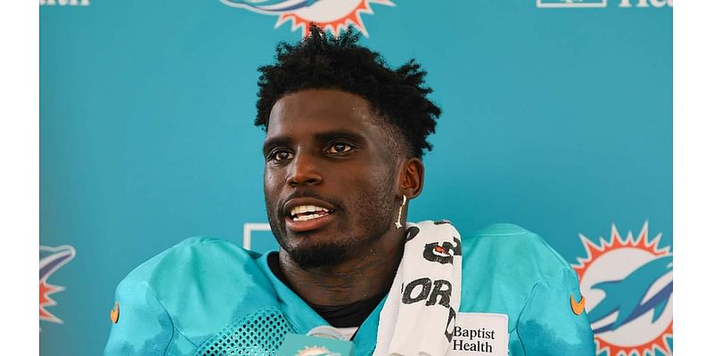 Dolphins' Tyreek Hill floats latest theory about arrest near NFL stadium amid battle with wrist injury