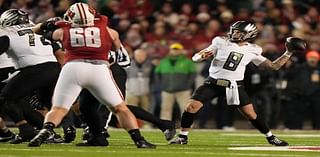 Oregon football remains unanimous No. 1 in coaches poll