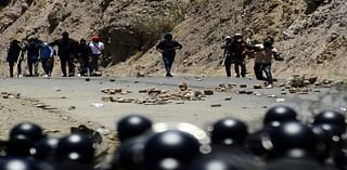 Bolivia demonstrators announce 72-hour suspension of blockades