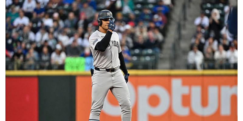 Yankees 11, Mariners 2: The once and future outfield