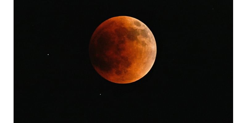 When is the next lunar eclipse in Chicago area? It's coming sooner than you think