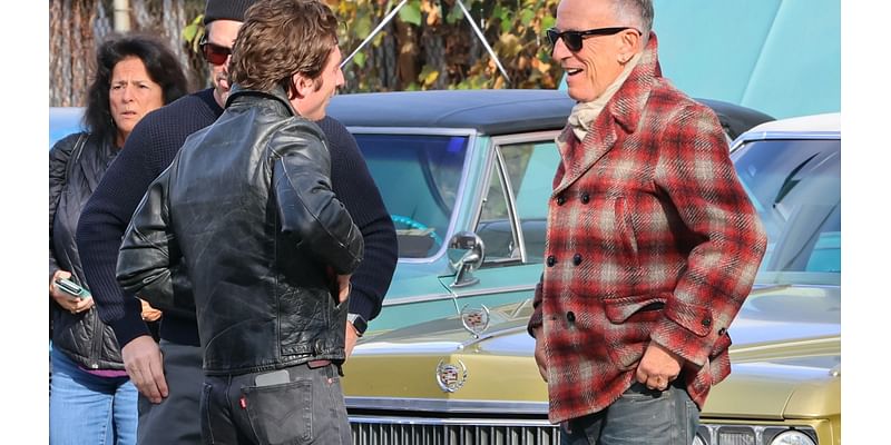 ‘Brilliant Disguise’: Bruce Springsteen Visits Jeremy Allen White on Biopic Set