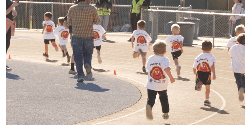 Families watch as kids race in Arroyo Grande's annual Turkey Trot Fun Run