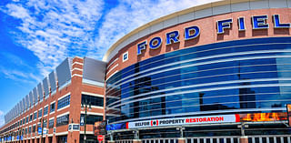 Ford Field encourages Lions fans to download tickets to phones amid continuing Verizon network issues