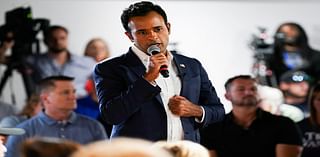 Vivek Ramaswamy hosts town hall in Springfield, Ohio. See photos of event