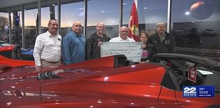 Corvette Club donates $8K to support local veterans